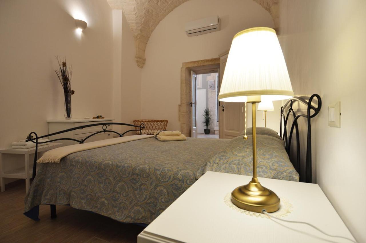 La Dimora Di Nonna Dora Apartment Martina Franca Bagian luar foto