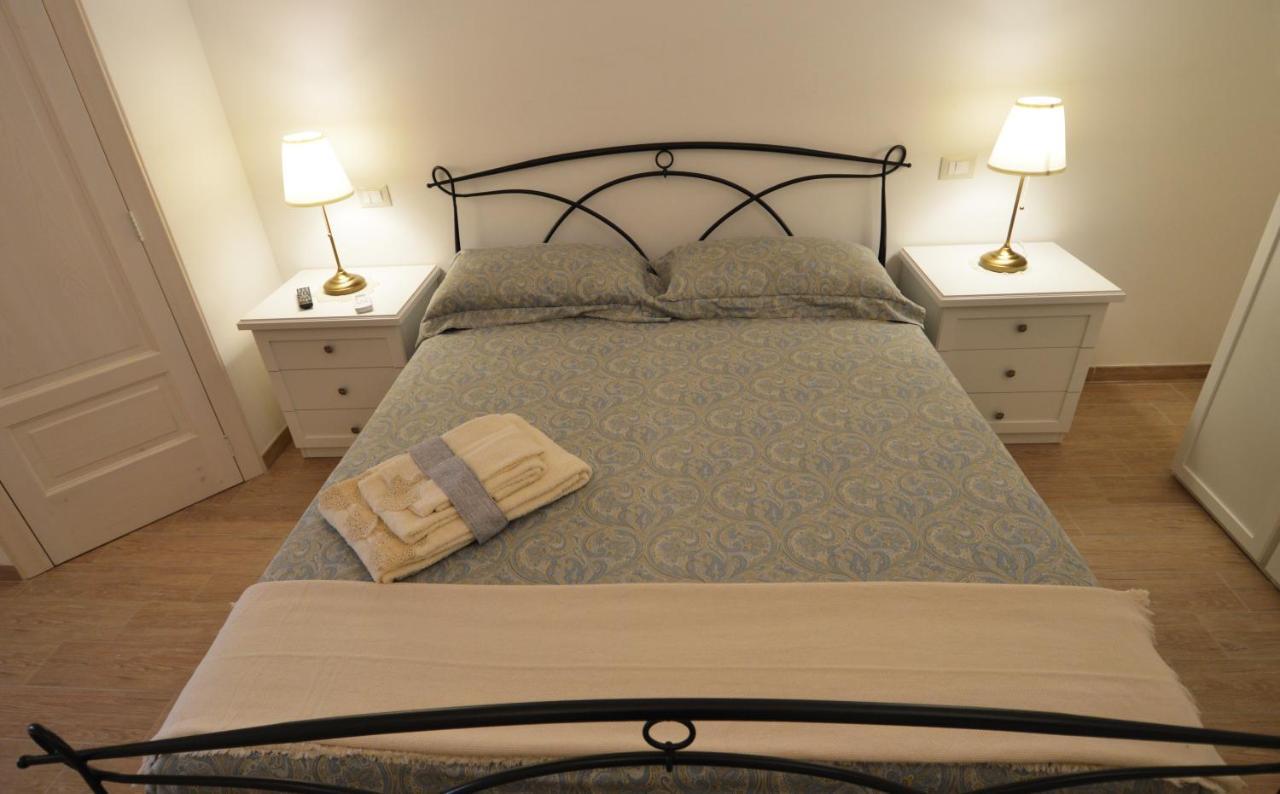 La Dimora Di Nonna Dora Apartment Martina Franca Bagian luar foto