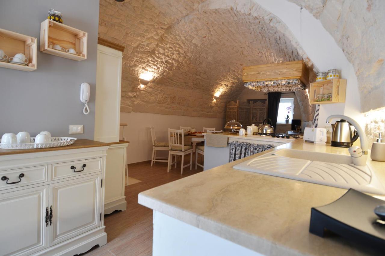 La Dimora Di Nonna Dora Apartment Martina Franca Bagian luar foto