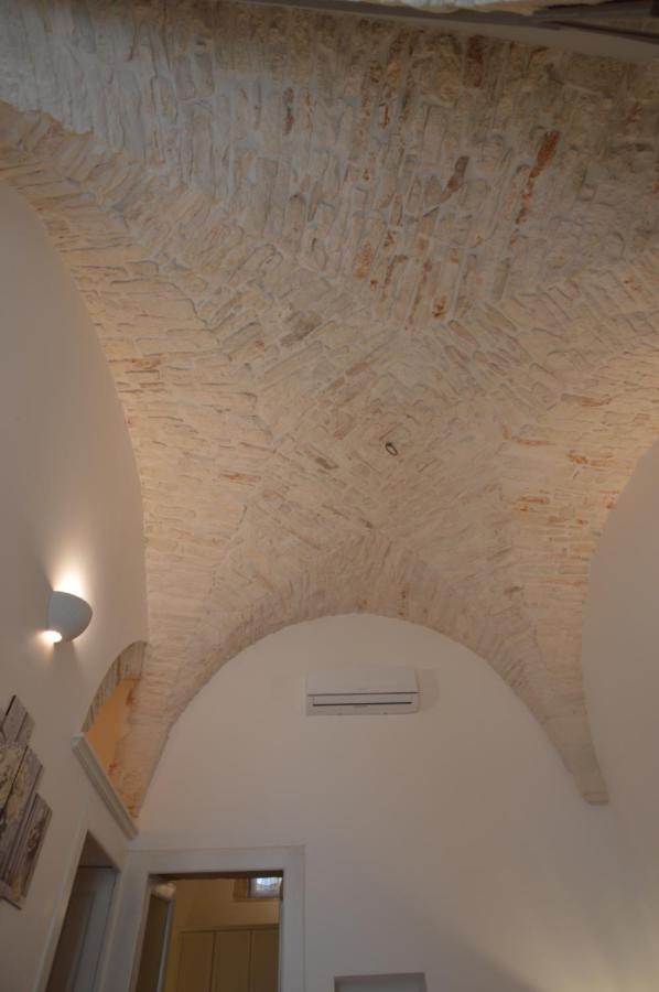 La Dimora Di Nonna Dora Apartment Martina Franca Bagian luar foto