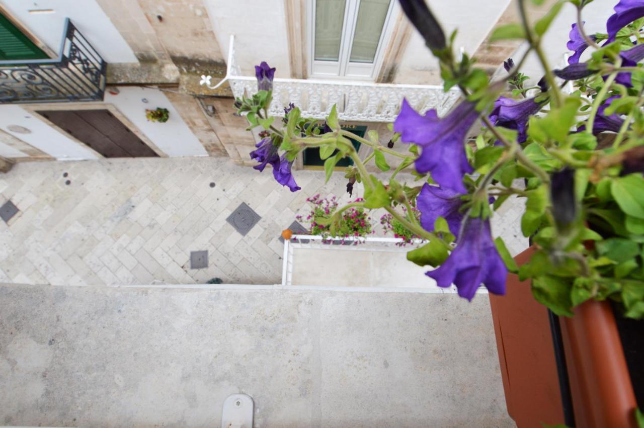 La Dimora Di Nonna Dora Apartment Martina Franca Bagian luar foto