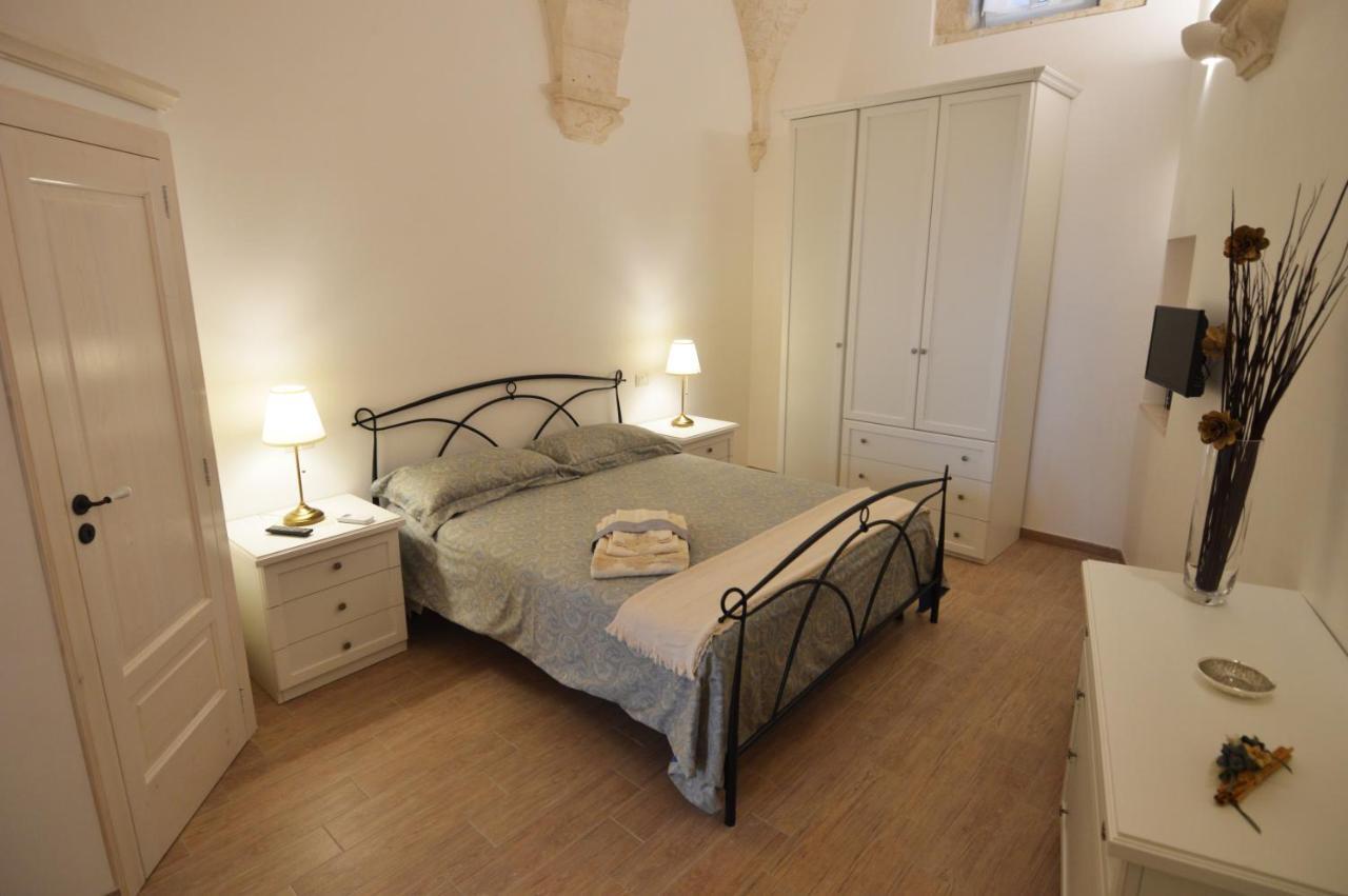 La Dimora Di Nonna Dora Apartment Martina Franca Bagian luar foto