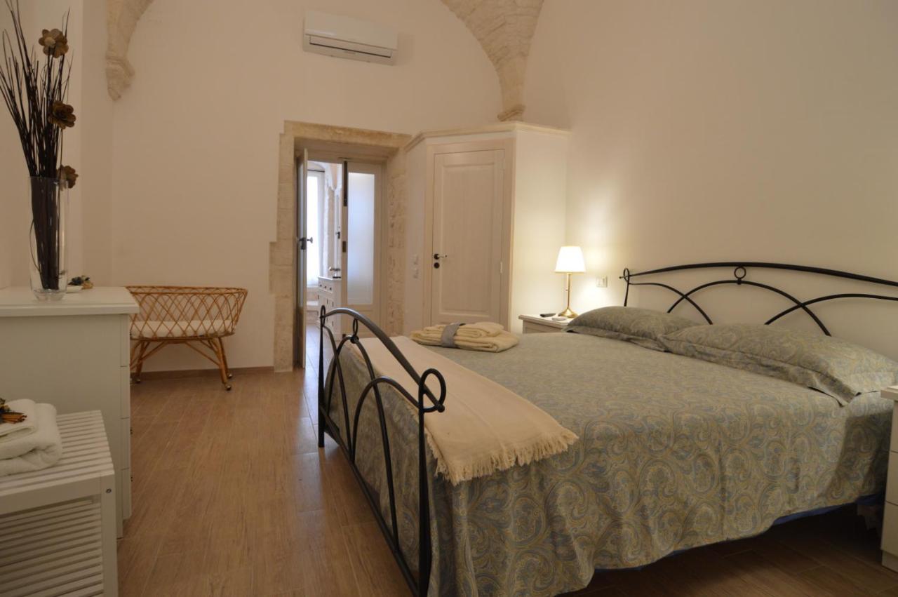 La Dimora Di Nonna Dora Apartment Martina Franca Bagian luar foto